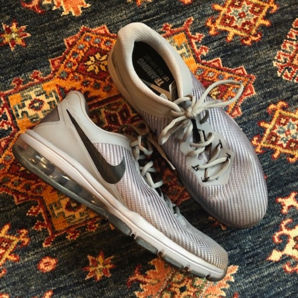 Nike Other - Nike Max Training Shoe Mens 11